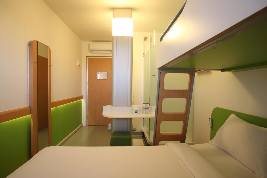 Cordia Hotel Surabaya Airport - Hotel Dalam Bandara - Formerly Ibis Budget Surabaya Airport Sidoarjo Buitenkant foto