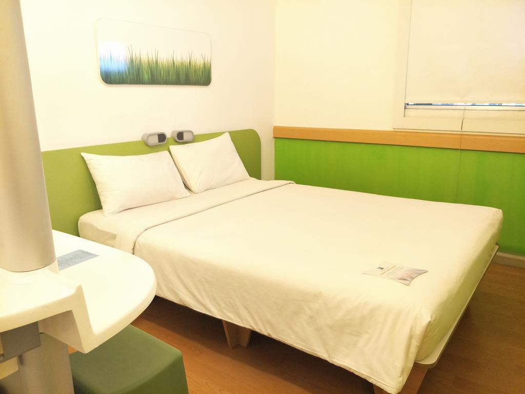Cordia Hotel Surabaya Airport - Hotel Dalam Bandara - Formerly Ibis Budget Surabaya Airport Sidoarjo Buitenkant foto